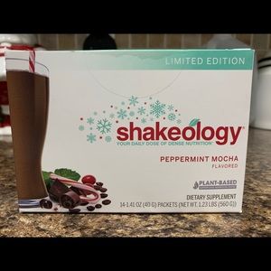 Peppermint mocha -NIB